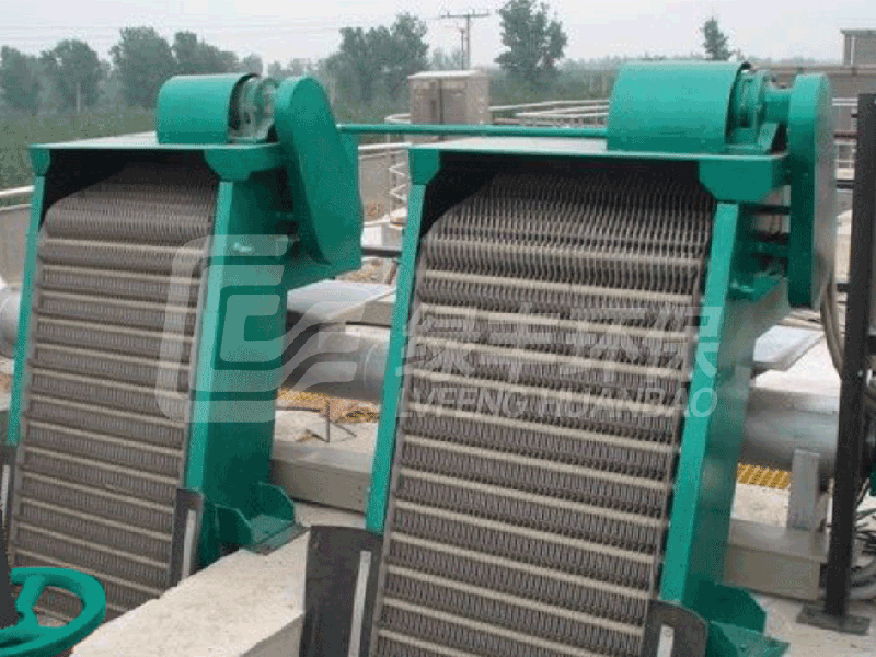 污水處理設(shè)備機械格柵如何選擇?